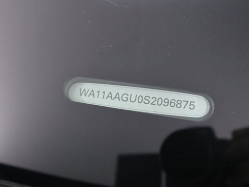 Used 2025 Audi Q5 Premium w/ Convenience Package image 34