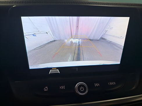 Used 2020 Chevrolet Blazer LT FWD image 21