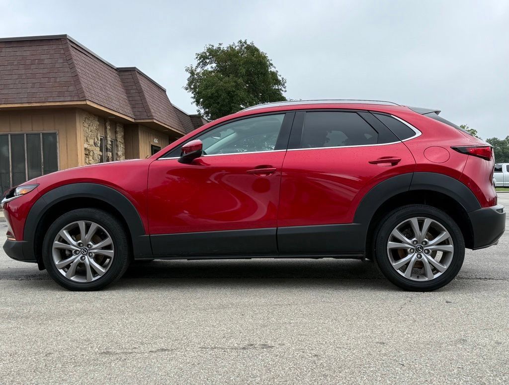 Used 2022 MAZDA CX-30 AWD 2.5 S w/ Premium Package image 2