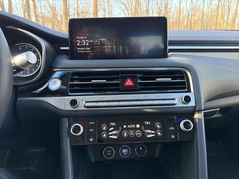 Used 2026 Genesis G70 2.5T Prestige image 23