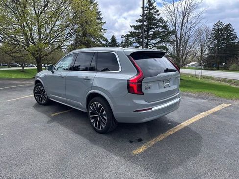 Used 2025 Volvo XC90 T8 Plus w/ Protection Package Premier image 5