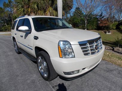 Used 2007 Cadillac Escalade 2WD w/ Information Package
