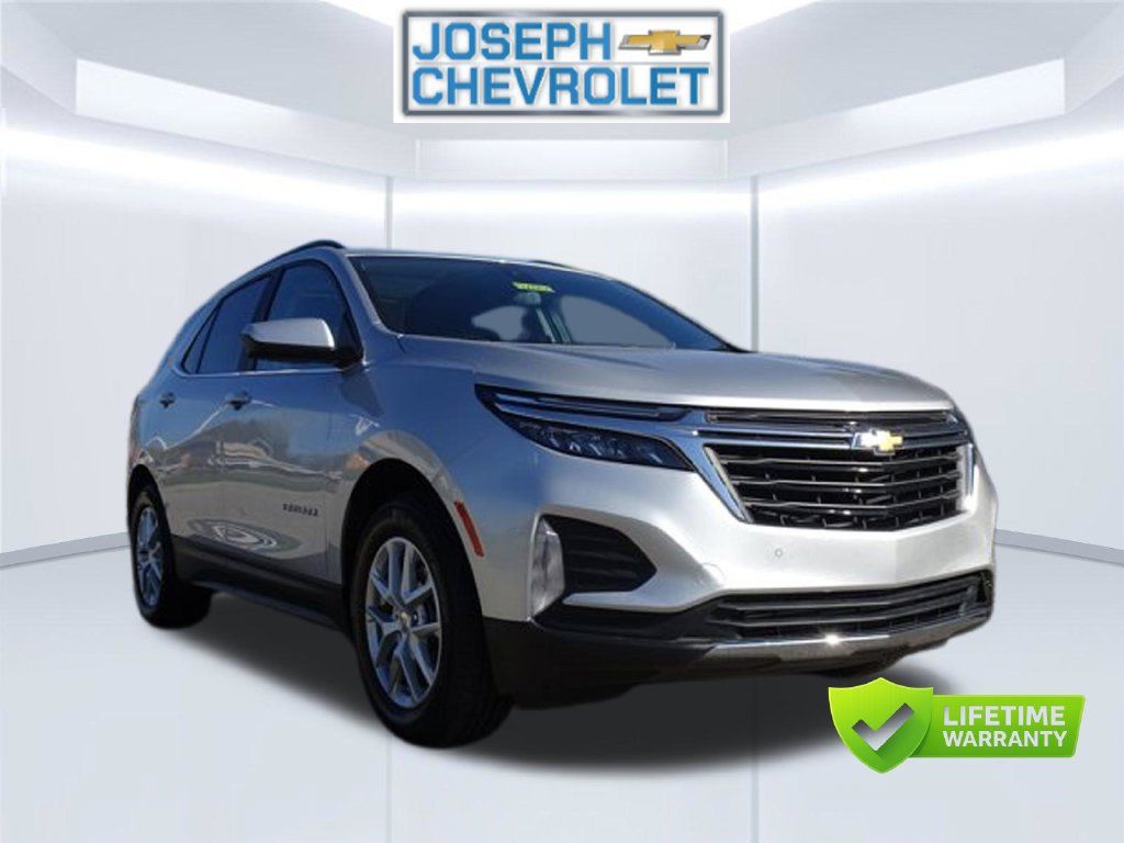 Used 2022 Chevrolet Equinox LT FWD image 2