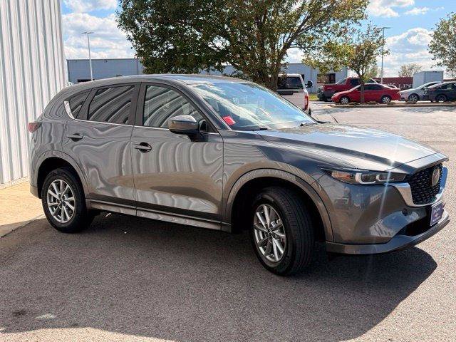 Used 2025 MAZDA CX-5 AWD 2.5 S w/ Select Package image 18