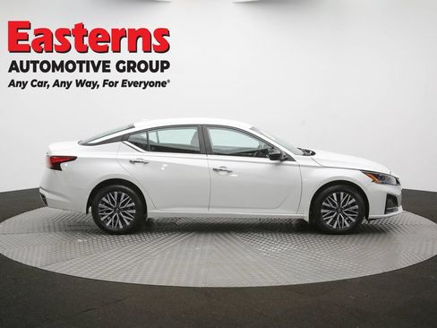 Used 2023 Nissan Altima 2.5 SV AWD/4WD image 60