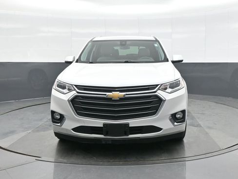 Used 2018 Chevrolet Traverse Premier image 2