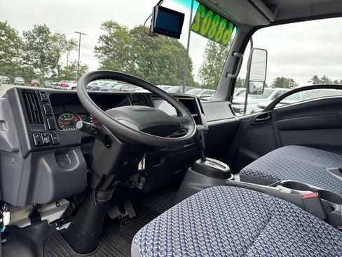 Used 2024 Chevrolet Low Cab Forward RWD image 15