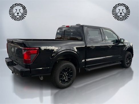 New 2025 Ford F150 XLT w/ Equipment Group 302A MID image 5