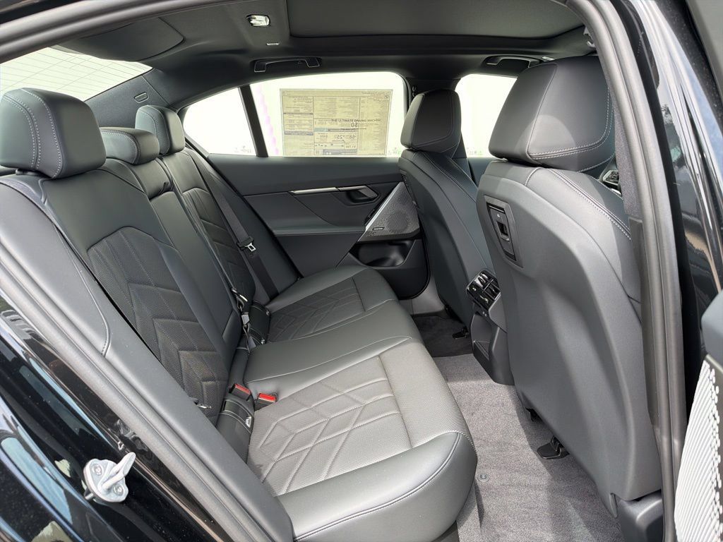 New 2027 BMW 550e xDrive AWD/4WD image 13