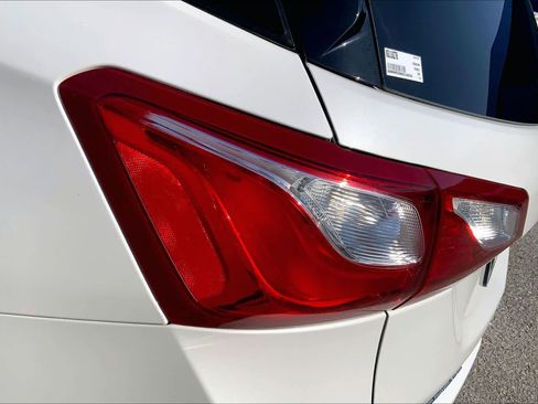 Used 2019 Chevrolet Equinox Premier image 29