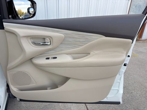 Used 2015 Nissan Murano SL w/ SL Technology Package image 41