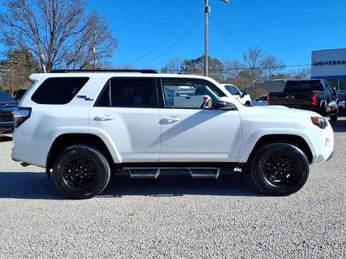 Used 2019 Toyota 4Runner TRD Off-Road Premium image 10