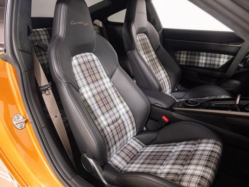Used 2025 Porsche 911 Turbo S AWD/4WD image 28