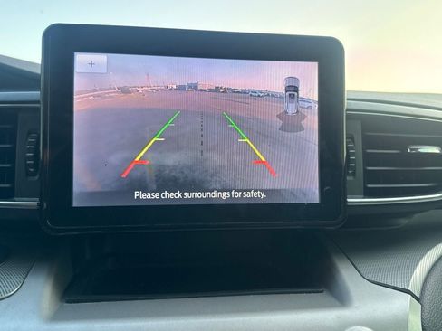 Used 2021 Ford Explorer XLT w/ Equipment Group 202A RWD image 43