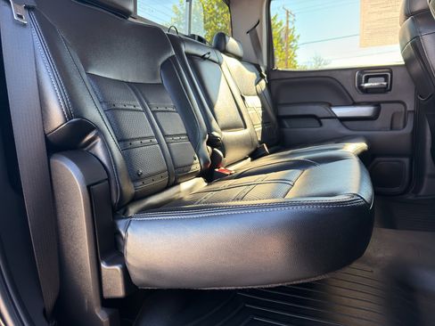 Used 2018 Chevrolet Silverado 1500 LT w/ All Star Edition AWD/4WD image 18