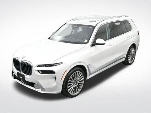 Used 2023 BMW X7 xDrive40i w/ Premium Package image 17