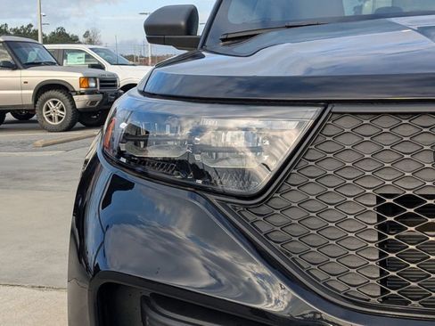 New 2025 Ford Explorer 4WD Police Interceptor image 9