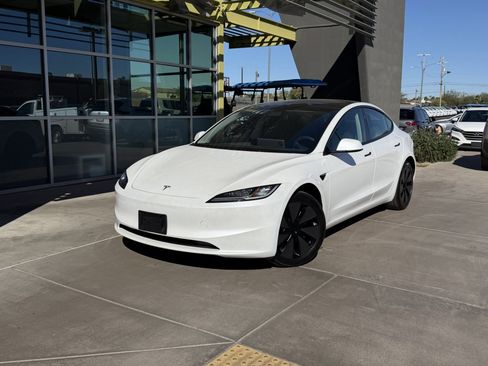 Used 2024 Tesla Model 3 Long Range image 2