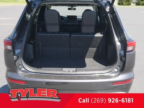Used 2024 Mitsubishi Outlander SE AWD/4WD image 17