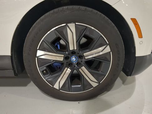 Used 2024 BMW iX M60 AWD/4WD image 6