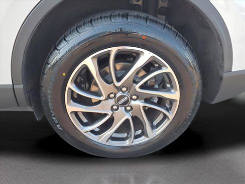 Certified 2022 Lincoln Corsair AWD w/ Equipment Group 101A image 18