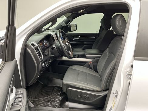 Used 2020 RAM 1500 Big Horn AWD/4WD image 3