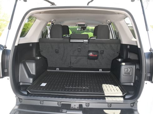 Used 2024 Toyota 4Runner SR5 image 16