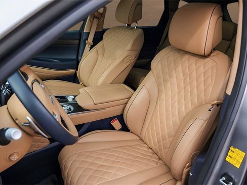 Used 2022 Genesis GV80 3.5T w/ Prestige Package 07 image 7