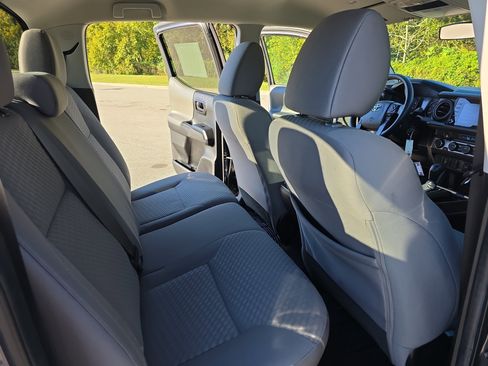 Used 2022 Toyota Tacoma TRD Pro image 11