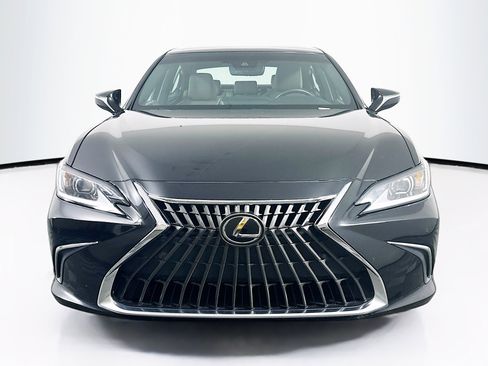 Used 2022 Lexus ES 350 w/ Premium Package image 2