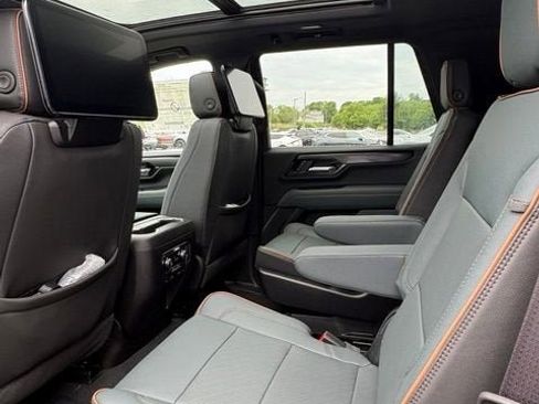 New 2026 GMC Yukon AT4 w/ AT4 Premium Plus Package AWD/4WD image 18