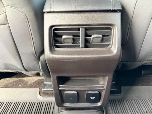 Used 2018 Ford Edge SEL w/ Equipment Group 201A image 35