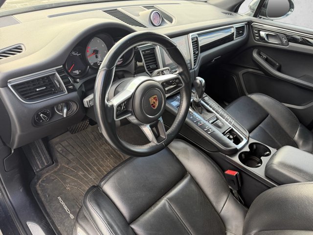 Used 2017 Porsche Macan S AWD/4WD image 6