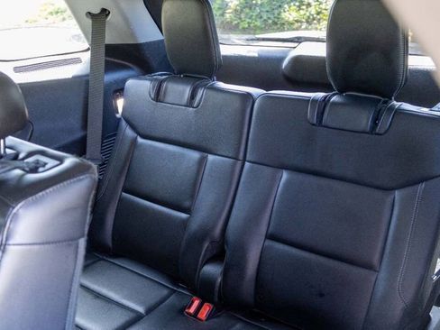 Used 2022 Ford Explorer XLT w/ Equipment Group 202A image 29