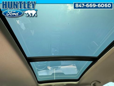 Used 2024 Volkswagen Atlas SEL Premium R-Line image 20