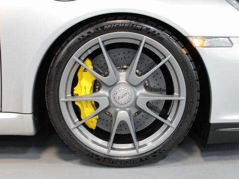 Used 2010 Porsche 911 GT3 image 14