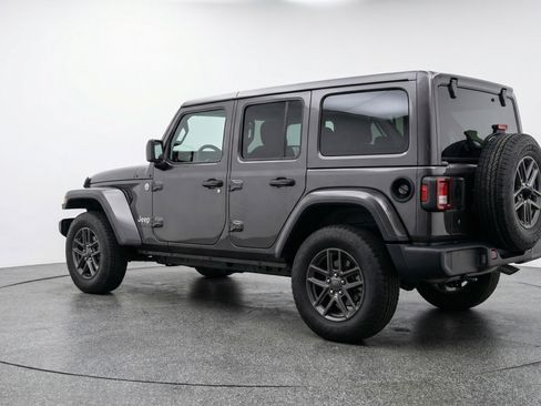 Used 2025 Jeep Wrangler Sport S image 6