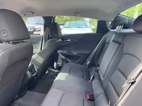 Used 2023 Chevrolet Malibu LT FWD image 9