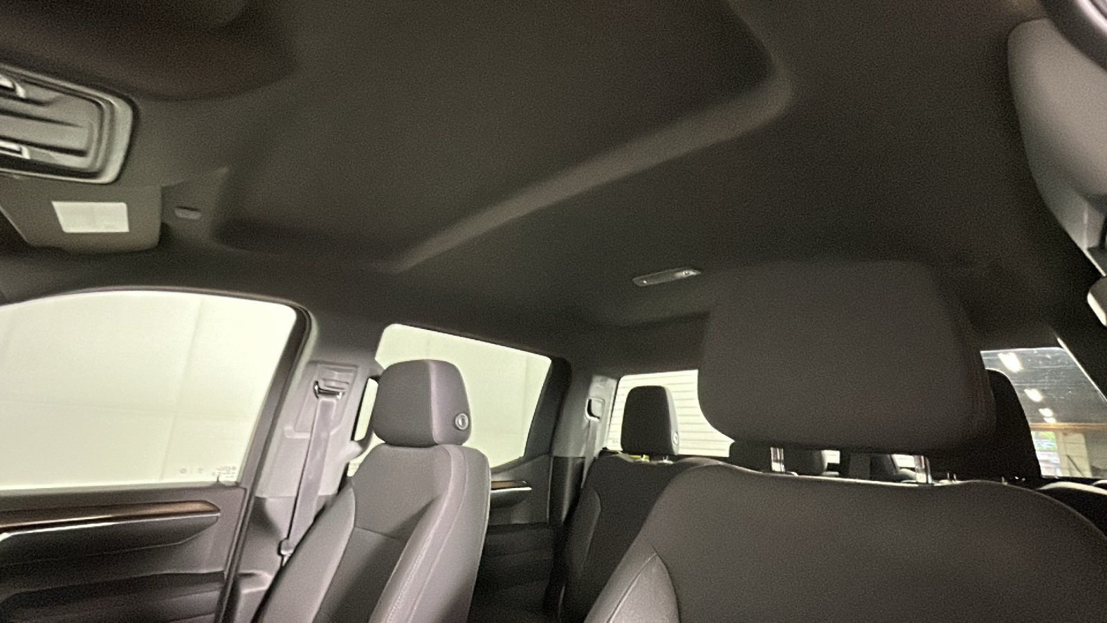 Used 2024 Chevrolet Silverado 1500 LT AWD/4WD image 16