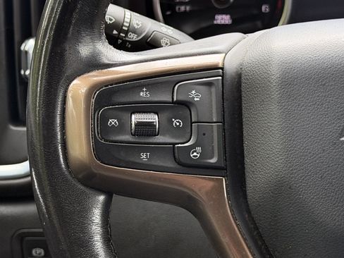 Used 2021 Chevrolet Silverado 1500 High Country w/ Technology Package AWD/4WD image 17