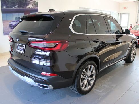 Used 2022 BMW X5 xDrive40i w/ Luxury Seating Package image 30