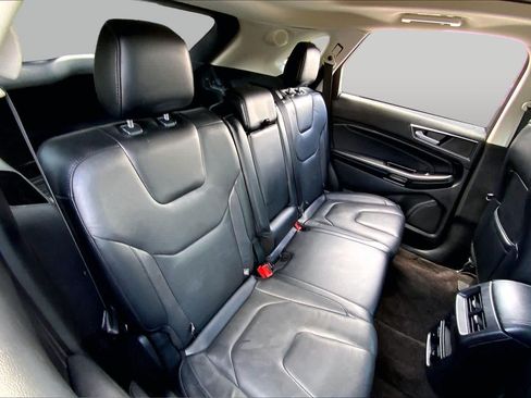 Used 2016 Ford Edge Titanium w/ Equipment Group 301A FWD image 19