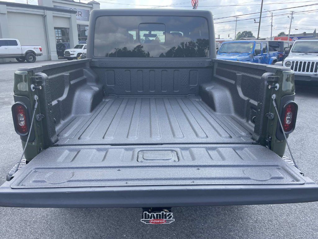 Used 2022 Jeep Gladiator Rubicon w/ LED Lighting Group AWD/4WD image 20