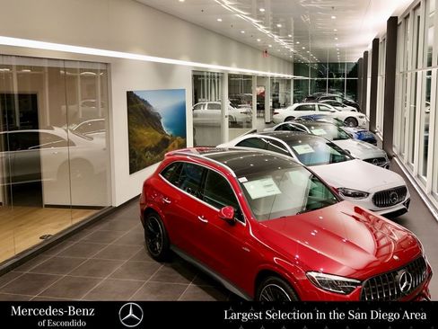 Certified 2021 Mercedes-Benz CLA 250 image 37