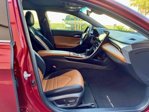 Used 2021 Toyota Avalon XSE w/ Carpet Mat Package (TMS) FWD image 50