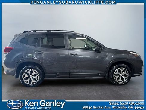 Certified 2024 Subaru Forester Premium AWD/4WD image 6