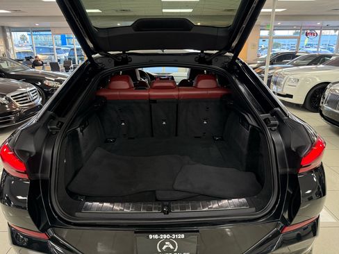 Used 2021 BMW X6 xDrive40i w/ M Sport Package image 26