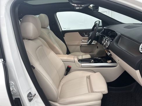 Used 2026 Mercedes-Benz GLA 250 4MATIC image 27