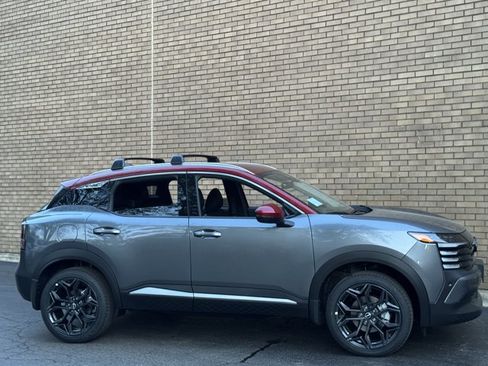 New 2026 Nissan Kicks SR w/ Cold Weather Package AWD/4WD image 3