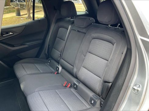 Used 2025 Chevrolet Equinox LT image 17